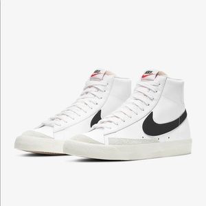 Nike Blazers Mid 77